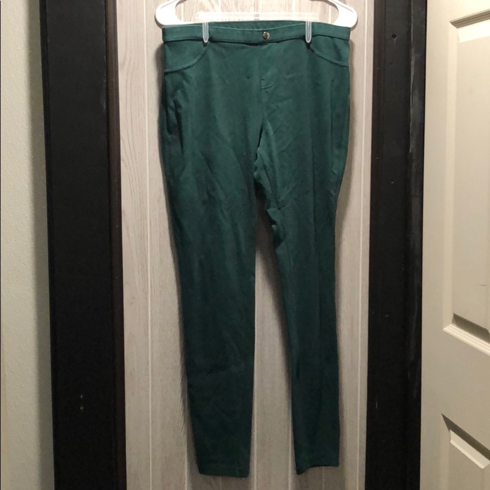 Simply Vera Wang pants